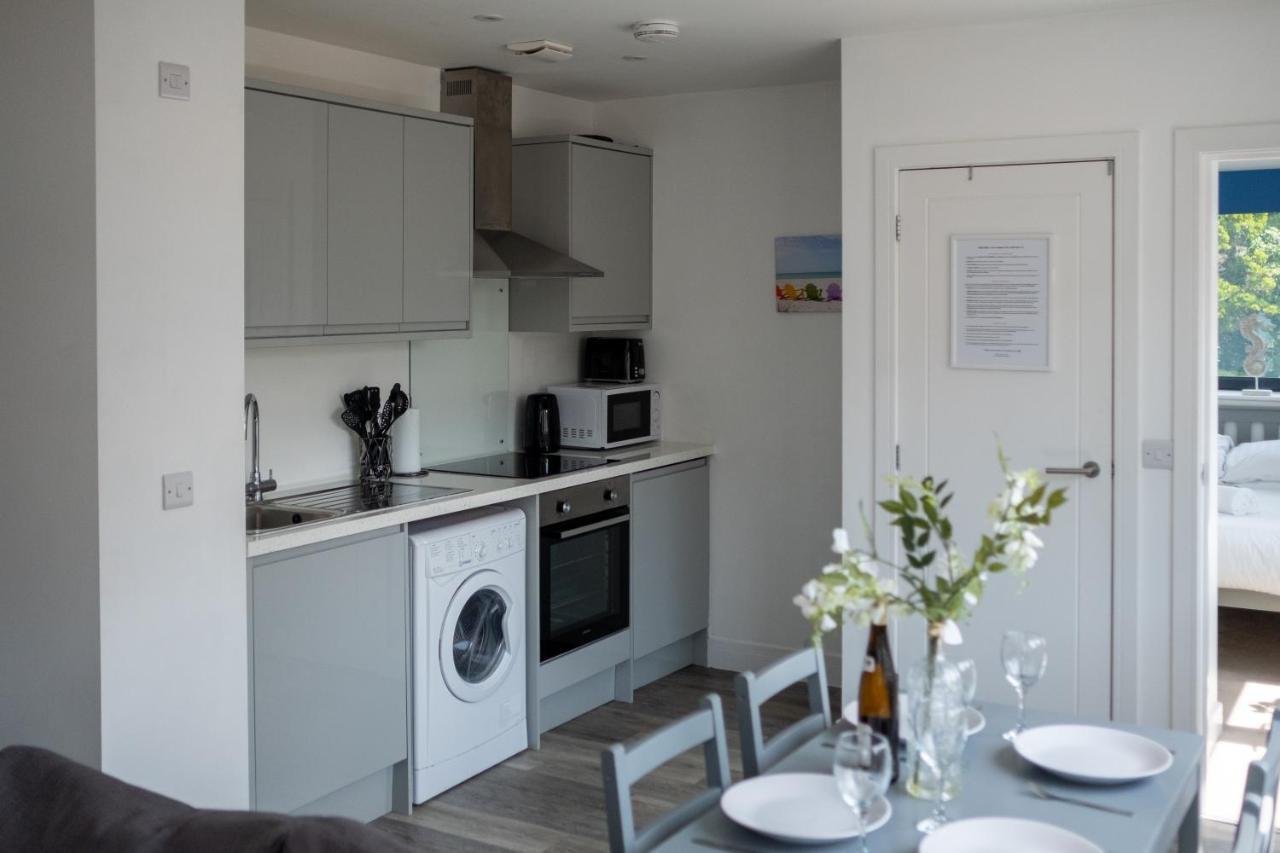 Modern One Bedroom Apartment In Town Centre & 4 Min To The Beach Bournemouth Exterior photo